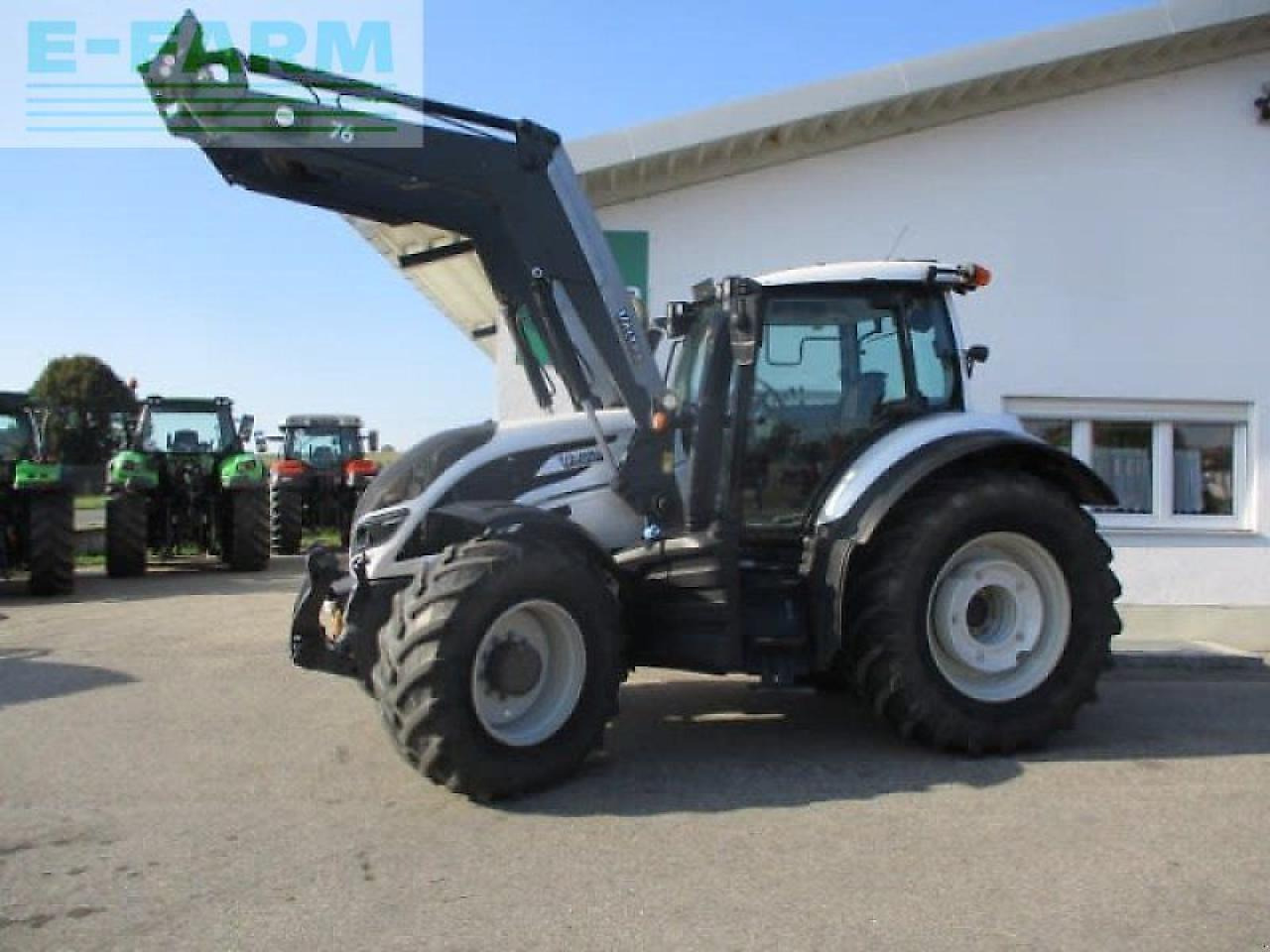 Valtra t 174 #860 - Трактор: фото 3 Valtra t 174 #860 - Трактор: фото 3