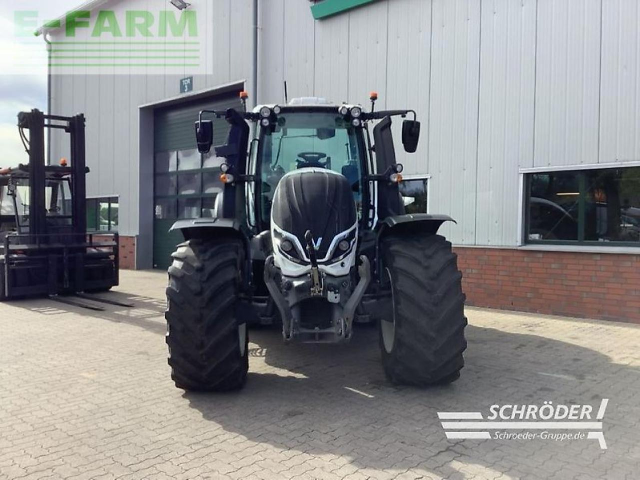 Valtra t 175 ed smarttouch | rtk | unlimited - Трактор: фото 2 Valtra t 175 ed smarttouch | rtk | unlimited - Трактор: фото 2