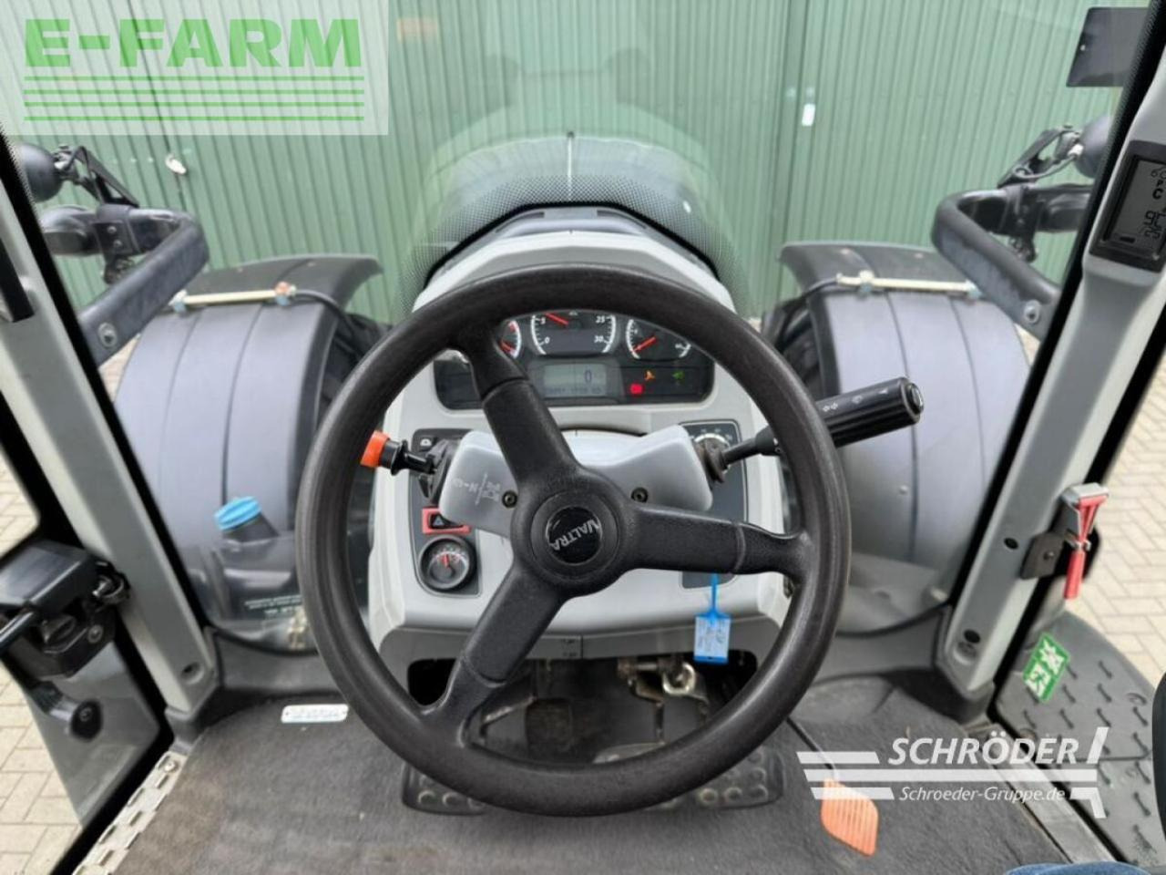 Valtra t 234 d smarttouch - Трактор: фото 2 Valtra t 234 d smarttouch - Трактор: фото 2
