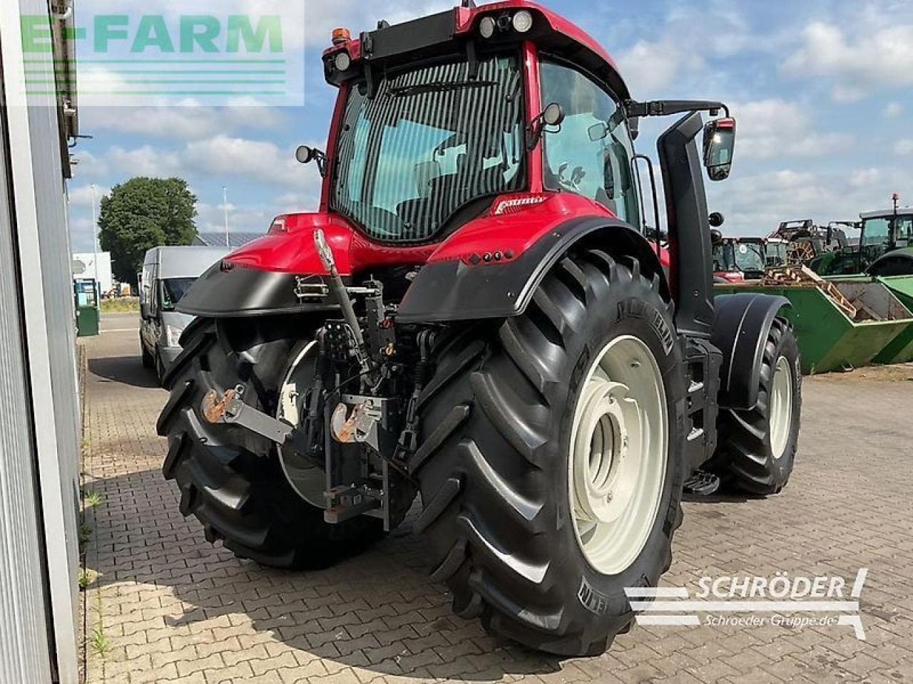 Valtra t 235 a - Трактор: фото 3 Valtra t 235 a - Трактор: фото 3