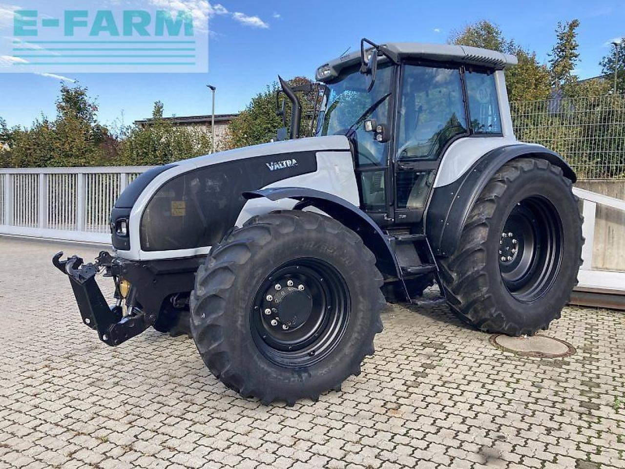 Valtra t170 - Трактор: фото 2 Valtra t170 - Трактор: фото 2