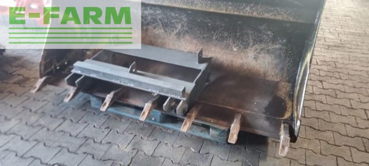 Колісний навантажувач Yanmar v120: фото 14 Колісний навантажувач Yanmar v120: фото 14