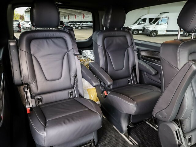 MERCEDES-BENZ EQV 300 Avantgarde,Extralang,6Sitze,2xKlima,LED... - Мікроавтобус, Електробус: фото 4 MERCEDES-BENZ EQV 300 Avantgarde,Extralang,6Sitze,2xKlima,LED... - Мікроавтобус, Електробус: фото 4