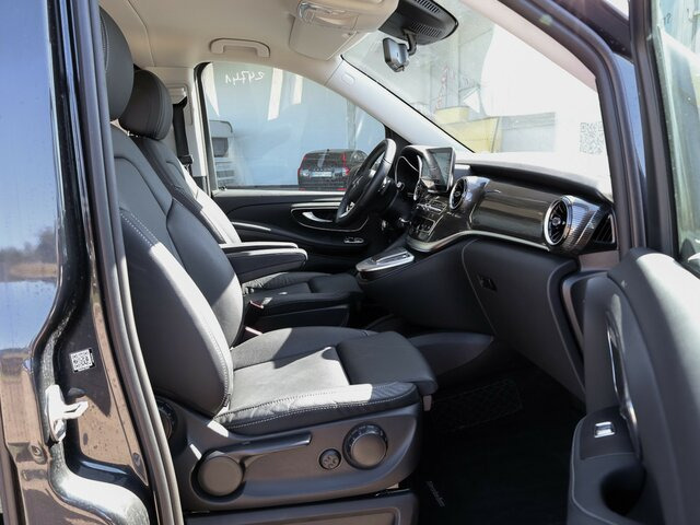 MERCEDES-BENZ EQV 300 Avantgarde,lang,7Sitze,2Schiebetüren - Мікроавтобус, Електробус: фото 5 MERCEDES-BENZ EQV 300 Avantgarde,lang,7Sitze,2Schiebetüren - Мікроавтобус, Електробус: фото 5