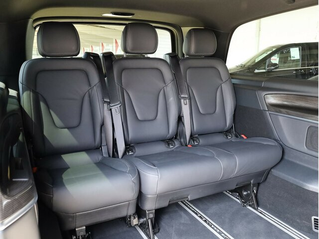 MERCEDES-BENZ EQV 300 Extralang,Avantgarde,8Sitze,2elektr.Tür - Мікроавтобус, Електробус: фото 4 MERCEDES-BENZ EQV 300 Extralang,Avantgarde,8Sitze,2elektr.Tür - Мікроавтобус, Електробус: фото 4