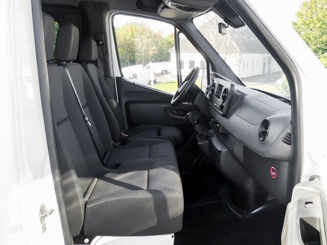 MERCEDES-BENZ Sprinter 314 CDI Kasten,3924,MBUX,Kamera - Суцільнометалевий фургон: фото 2 MERCEDES-BENZ Sprinter 314 CDI Kasten,3924,MBUX,Kamera - Суцільнометалевий фургон: фото 2