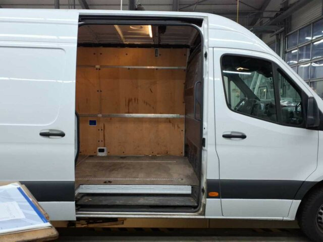 Суцільнометалевий фургон MERCEDES-BENZ Sprinter 315 Maxi,MBUX,Kamera,Tempomat...: фото 18 Суцільнометалевий фургон MERCEDES-BENZ Sprinter 315 Maxi,MBUX,Kamera,Tempomat...: фото 18