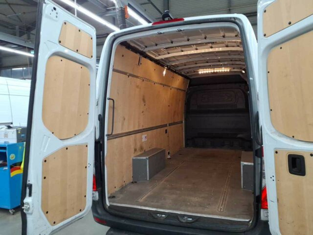Суцільнометалевий фургон MERCEDES-BENZ Sprinter 315 Maxi,MBUX,Kamera,Tempomat...: фото 17 Суцільнометалевий фургон MERCEDES-BENZ Sprinter 315 Maxi,MBUX,Kamera,Tempomat...: фото 17