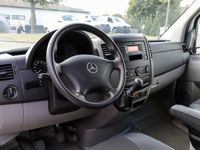 MERCEDES-BENZ Sprinter 316CDI DOKA,Allrad,AHK,TCO,Standhzg. - Тентований фургон, Вантажопасажирський фургон: фото 4 MERCEDES-BENZ Sprinter 316CDI DOKA,Allrad,AHK,TCO,Standhzg. - Тентований фургон, Вантажопасажирський фургон: фото 4