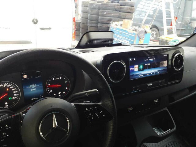 MERCEDES-BENZ Sprinter 317 CDI,3665mm,Automatik,Kamera - Суцільнометалевий фургон: фото 3 MERCEDES-BENZ Sprinter 317 CDI,3665mm,Automatik,Kamera - Суцільнометалевий фургон: фото 3