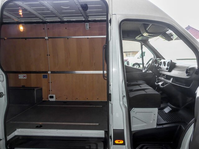 MERCEDES-BENZ Sprinter 317 CDI,3665mm,Automatik,Kamera - Суцільнометалевий фургон: фото 2 MERCEDES-BENZ Sprinter 317 CDI,3665mm,Automatik,Kamera - Суцільнометалевий фургон: фото 2