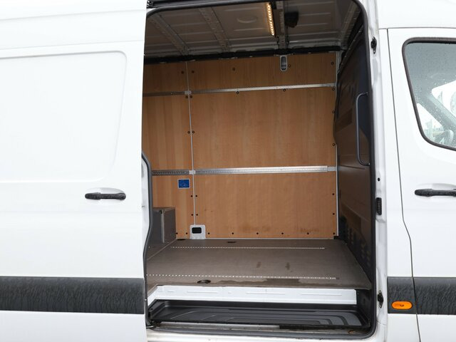 MERCEDES-BENZ Sprinter 317 CDI Kasten,L2H2,MBUX,Kamera - Суцільнометалевий фургон: фото 2 MERCEDES-BENZ Sprinter 317 CDI Kasten,L2H2,MBUX,Kamera - Суцільнометалевий фургон: фото 2