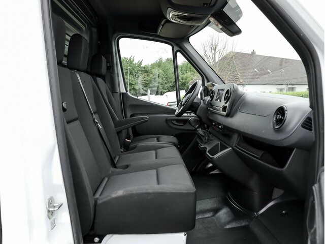 MERCEDES-BENZ Sprinter 317 CDI Kasten,L2H2,MBUX,Kamera - Суцільнометалевий фургон: фото 3 MERCEDES-BENZ Sprinter 317 CDI Kasten,L2H2,MBUX,Kamera - Суцільнометалевий фургон: фото 3