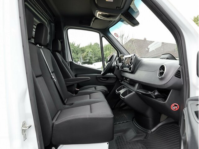 MERCEDES-BENZ Sprinter 317 CDI,L2H2,Automatik,Kamera,LED - Суцільнометалевий фургон: фото 3 MERCEDES-BENZ Sprinter 317 CDI,L2H2,Automatik,Kamera,LED - Суцільнометалевий фургон: фото 3