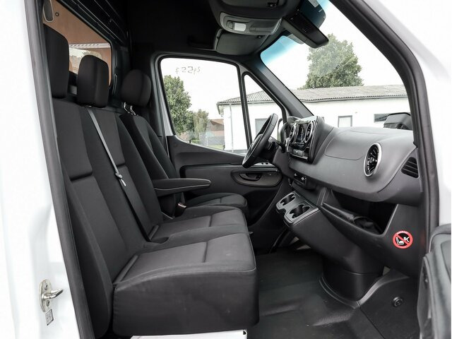 MERCEDES-BENZ Sprinter 317 Maxi,9GTronic,MBUX,Kamera - Суцільнометалевий фургон: фото 3 MERCEDES-BENZ Sprinter 317 Maxi,9GTronic,MBUX,Kamera - Суцільнометалевий фургон: фото 3