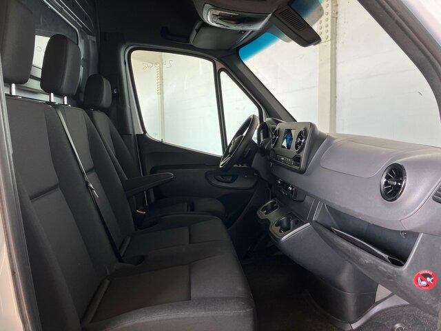 MERCEDES-BENZ Sprinter 317 Maxi,Automatik,MBUX,Kamera,Klima - Суцільнометалевий фургон: фото 2 MERCEDES-BENZ Sprinter 317 Maxi,Automatik,MBUX,Kamera,Klima - Суцільнометалевий фургон: фото 2