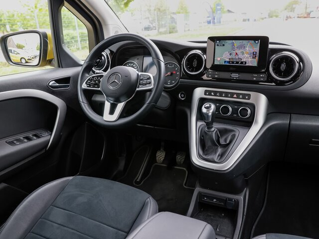 MERCEDES-BENZ T 180 Power Plus,AHK,LED,Navi,Kamera,Tempomat - Пасажирський фургон: фото 3 MERCEDES-BENZ T 180 Power Plus,AHK,LED,Navi,Kamera,Tempomat - Пасажирський фургон: фото 3