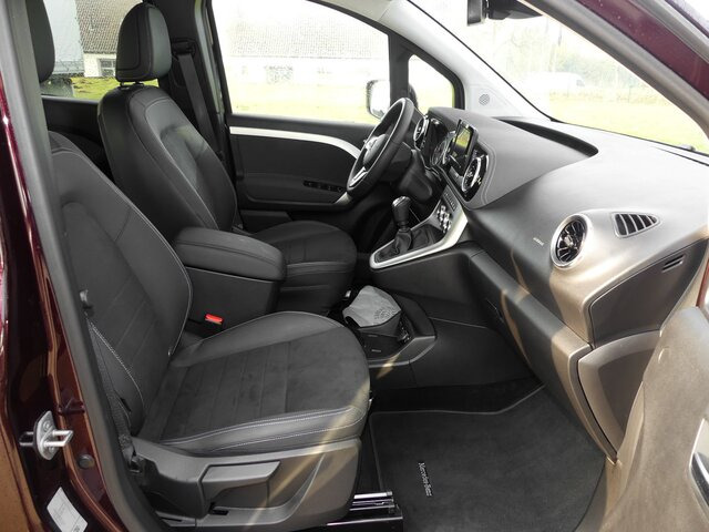 MERCEDES-BENZ T 180 Progressive,MBUX,LED,Navi,Kamera,Tempomat... - Пасажирський фургон: фото 3 MERCEDES-BENZ T 180 Progressive,MBUX,LED,Navi,Kamera,Tempomat... - Пасажирський фургон: фото 3