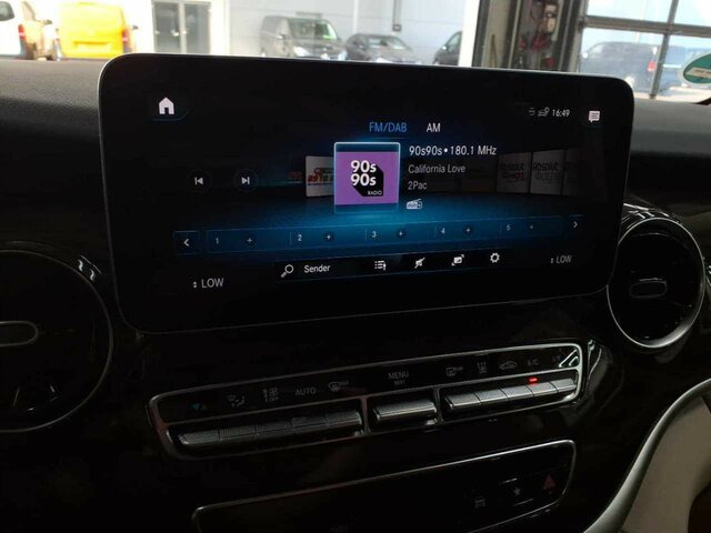 Пасажирський фургон MERCEDES-BENZ V 300 Marco Polo,Allrad,EasyUp,Leder,AHK 2,5To: фото 6