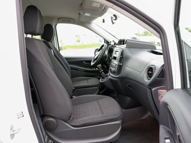 MERCEDES-BENZ Vito 111 TourerPro,lang,8Sitzer,Klima,Standhzg. - Мікроавтобус, Пасажирський фургон: фото 3 MERCEDES-BENZ Vito 111 TourerPro,lang,8Sitzer,Klima,Standhzg. - Мікроавтобус, Пасажирський фургон: фото 3