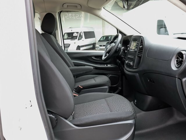 MERCEDES-BENZ Vito 114 TourerPro,Extralang,8Sitzer,Automatik... - Пасажирський фургон: фото 3 MERCEDES-BENZ Vito 114 TourerPro,Extralang,8Sitzer,Automatik... - Пасажирський фургон: фото 3