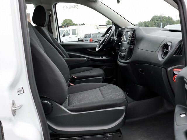 MERCEDES-BENZ Vito 114 TourerPro,Extralang,8Sitzer,Automatik - Мікроавтобус, Пасажирський фургон: фото 3 MERCEDES-BENZ Vito 114 TourerPro,Extralang,8Sitzer,Automatik - Мікроавтобус, Пасажирський фургон: фото 3