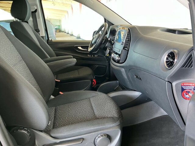 MERCEDES-BENZ Vito 114CDI lang,TourerEDITION,2xTür,Automatik - Мікроавтобус, Пасажирський фургон: фото 4 MERCEDES-BENZ Vito 114CDI lang,TourerEDITION,2xTür,Automatik - Мікроавтобус, Пасажирський фургон: фото 4