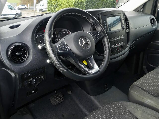MERCEDES-BENZ Vito 116CDI lang,TourerPro,2Klima,9Sitze,Kamera - Мікроавтобус, Пасажирський фургон: фото 4 MERCEDES-BENZ Vito 116CDI lang,TourerPro,2Klima,9Sitze,Kamera - Мікроавтобус, Пасажирський фургон: фото 4