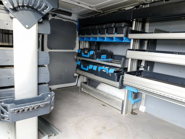 MERCEDES-BENZ Vito114CDI KA lang ,Klima,Sortimo Regalsystem... - Легковий фургон: фото 3 MERCEDES-BENZ Vito114CDI KA lang ,Klima,Sortimo Regalsystem... - Легковий фургон: фото 3