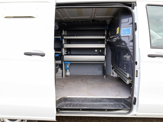 MERCEDES-BENZ Vito114CDI KA lang ,Klima,Sortimo Regalsystem... - Легковий фургон: фото 4 MERCEDES-BENZ Vito114CDI KA lang ,Klima,Sortimo Regalsystem... - Легковий фургон: фото 4