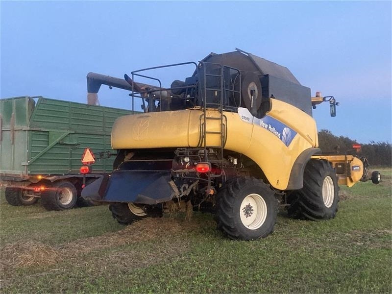 New Holland CR 980 1050er hjul og 30Fod 4 hjulstræk - Зернозбиральний комбайн: фото 5 New Holland CR 980 1050er hjul og 30Fod 4 hjulstræk - Зернозбиральний комбайн: фото 5