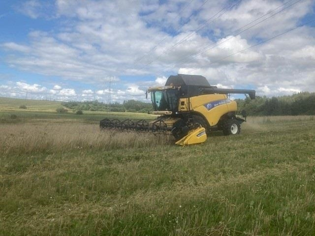 New Holland CR 980 1050er hjul og 30Fod 4 hjulstræk  - Зернозбиральний комбайн: фото 1 New Holland CR 980 1050er hjul og 30Fod 4 hjulstræk  - Зернозбиральний комбайн: фото 1