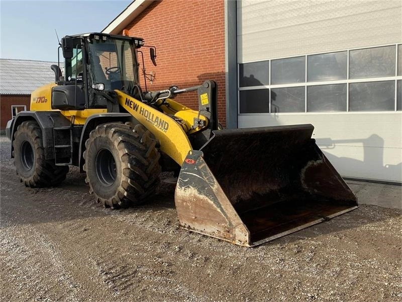 New Holland W170D - Колісний навантажувач: фото 5 New Holland W170D - Колісний навантажувач: фото 5