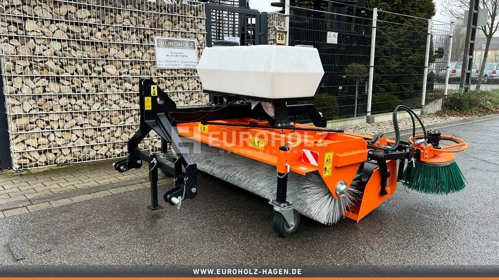 Kehrmaschine ZM2000 Seitenbesen 3-Punkt-Aufnahme - Щітка дорожня: фото 3 Kehrmaschine ZM2000 Seitenbesen 3-Punkt-Aufnahme - Щітка дорожня: фото 3