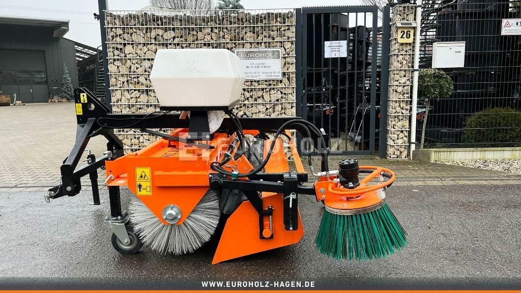 Kehrmaschine ZM2000 mit Seitenbesen - Щітка дорожня в категорії Комунальна/ Спеціальна техніка: фото 3 Kehrmaschine ZM2000 mit Seitenbesen - Щітка дорожня в категорії Комунальна/ Спеціальна техніка: фото 3