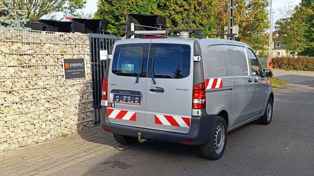 Mercedes-Benz Vito 114 CDI Allrad-Werkstattschränke-Standheizung - Фургон з закритим кузовом: фото 4 Mercedes-Benz Vito 114 CDI Allrad-Werkstattschränke-Standheizung - Фургон з закритим кузовом: фото 4