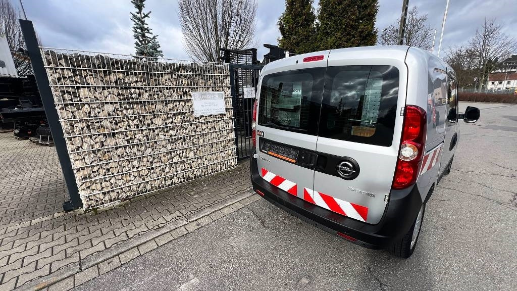 Opel Combo 1.3, Kasten, Transporter, Werkstattschränke - Фургон з закритим кузовом: фото 2 Opel Combo 1.3, Kasten, Transporter, Werkstattschränke - Фургон з закритим кузовом: фото 2
