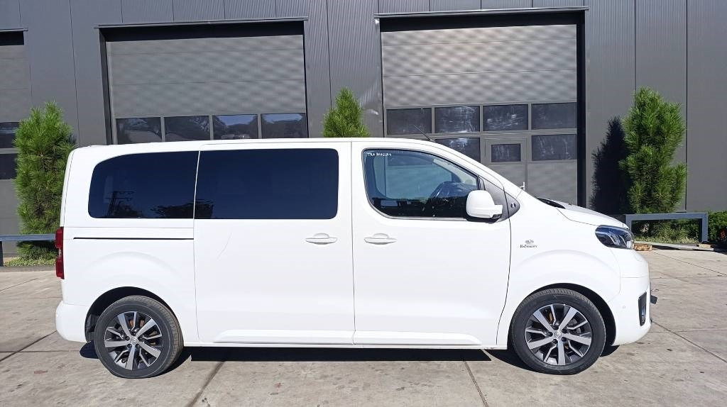 Toyota Proace 2.0 Van, Kleinbus, 7-Sitzer, Turboschaden - Суцільнометалевий фургон: фото 2 Toyota Proace 2.0 Van, Kleinbus, 7-Sitzer, Turboschaden - Суцільнометалевий фургон: фото 2