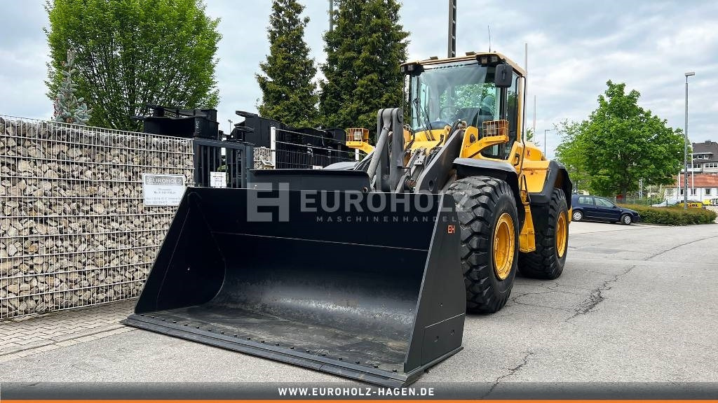 Volvo L 120 G mit Klima und SW, Reifen und Schaufel Neu - Колісний навантажувач: фото 1 Volvo L 120 G mit Klima und SW, Reifen und Schaufel Neu - Колісний навантажувач: фото 1