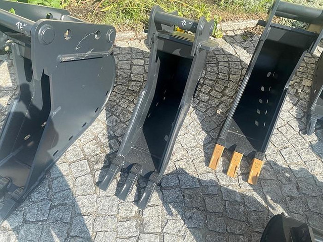 Big Tieflöffel 30 cm mit Lehnhoff MS03 Symlock Aufnahme - Ківш: фото 1 Big Tieflöffel 30 cm mit Lehnhoff MS03 Symlock Aufnahme - Ківш: фото 1