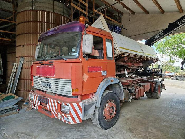 Будівельна техніка Iveco 190-36 Kipper mir Jonsered Kran: фото 13