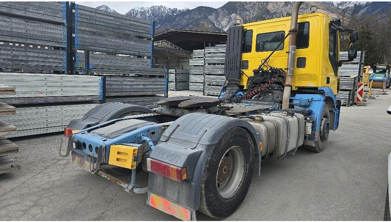 Iveco Strallis 4x2 Sattelzugmaschine mit Kipphydraulik - Контейнеровоз/ Змінний кузов вантажівка: фото 3 Iveco Strallis 4x2 Sattelzugmaschine mit Kipphydraulik - Контейнеровоз/ Змінний кузов вантажівка: фото 3
