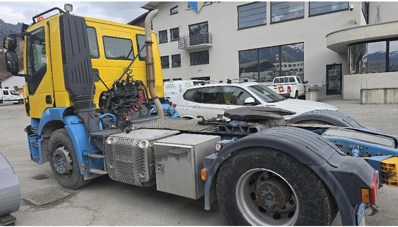 Iveco Strallis 4x2 Sattelzugmaschine mit Kipphydraulik - Контейнеровоз/ Змінний кузов вантажівка: фото 2 Iveco Strallis 4x2 Sattelzugmaschine mit Kipphydraulik - Контейнеровоз/ Змінний кузов вантажівка: фото 2