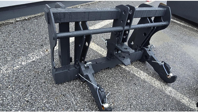 Big Adapter Claas Scorpio auf Dreipunkt - Навісне обладнання: фото 1 Big Adapter Claas Scorpio auf Dreipunkt - Навісне обладнання: фото 1