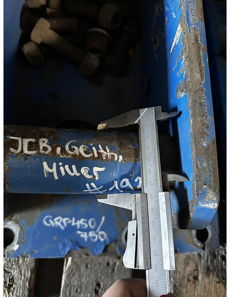 Big Anschraubplatte mit JCB / Miller / Geith Aufnahme - Навісне обладнання: фото 2 Big Anschraubplatte mit JCB / Miller / Geith Aufnahme - Навісне обладнання: фото 2