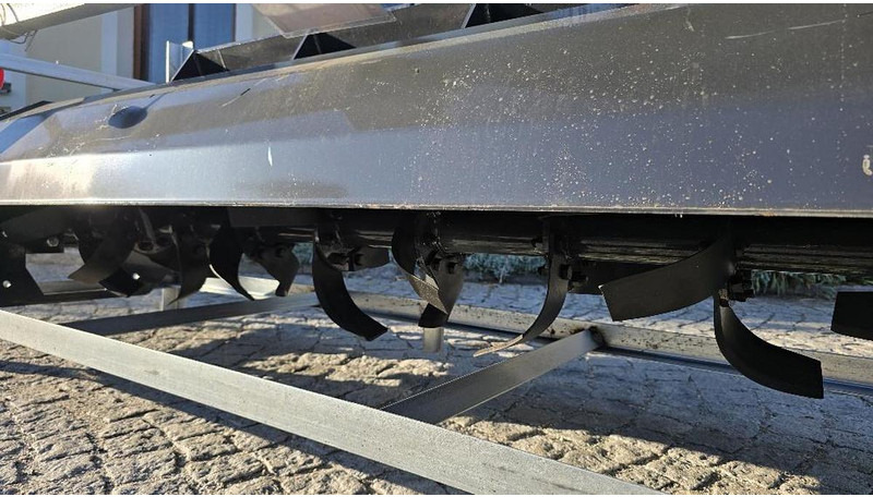 Wolverine Anbaufräse mit Bobcat 115cm Aufnahme TL-12-73 W - Навісне обладнання: фото 2 Wolverine Anbaufräse mit Bobcat 115cm Aufnahme TL-12-73 W - Навісне обладнання: фото 2