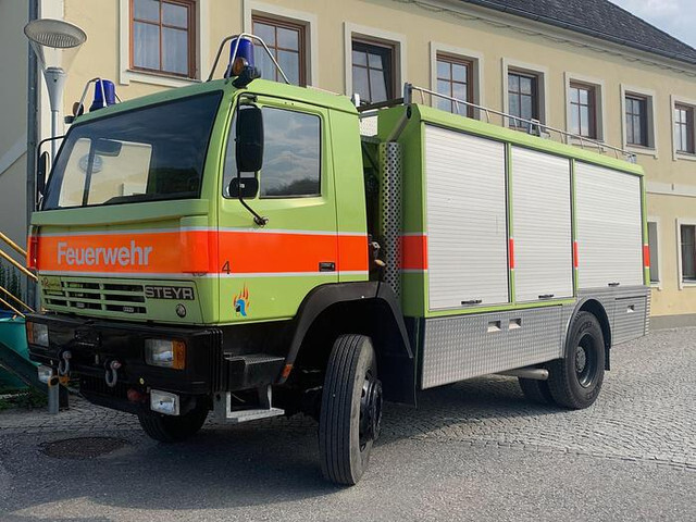 Steyr 15S31 4x4 Feuerwehrfahrzeug - Пожежна машина: фото 2 Steyr 15S31 4x4 Feuerwehrfahrzeug - Пожежна машина: фото 2