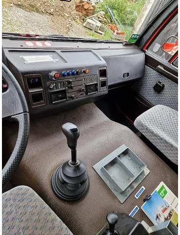 Вантажівка Tag 4/24 Steyr 10S23 RLF-A1000 4x4 Rüstlöschfahrzeug: фото 18