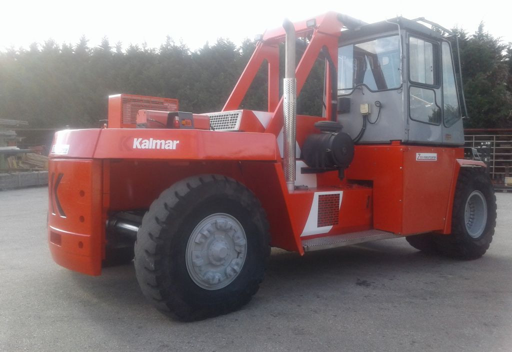 Kalmar DCE330-12 - Дизельний навантажувач: фото 4 Kalmar DCE330-12 - Дизельний навантажувач: фото 4