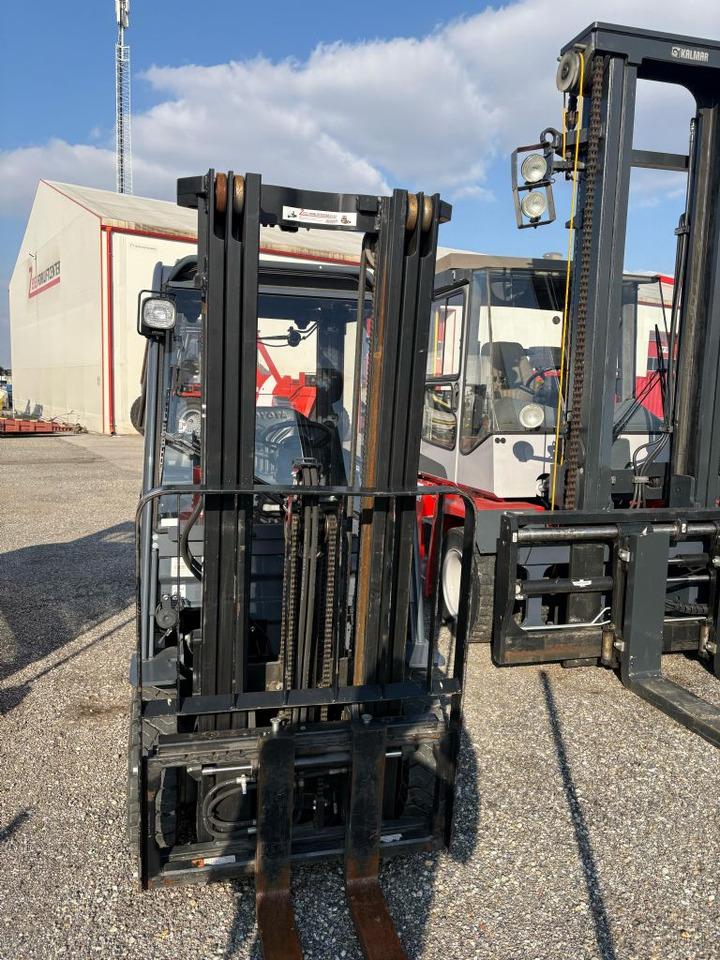 Toyota Tonero 02-8FGF15 - Навантажувач вилковий: фото 3 Toyota Tonero 02-8FGF15 - Навантажувач вилковий: фото 3